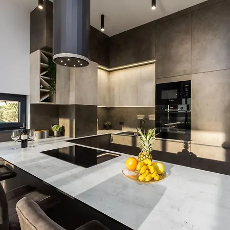 Vie By Interhome Medulin